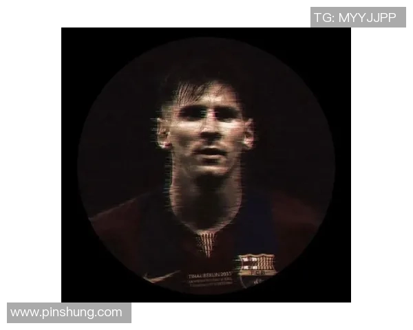 足球明星模糊头像艺术风格展示探索球场传奇人物独特魅力 足球明星模糊头像艺术风格展示探索球场传奇人物独特魅力