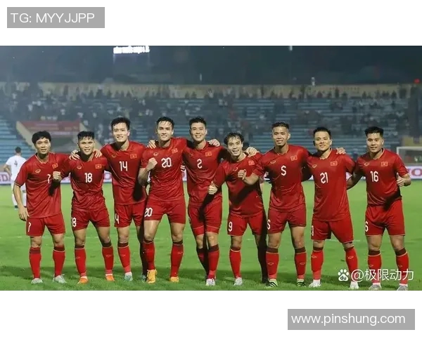 2014年足球明星阵容回顾:盘点当年最闪耀的球员与精彩表现 2014年足球明星阵容回顾:盘点当年最闪耀的球员与精彩表现