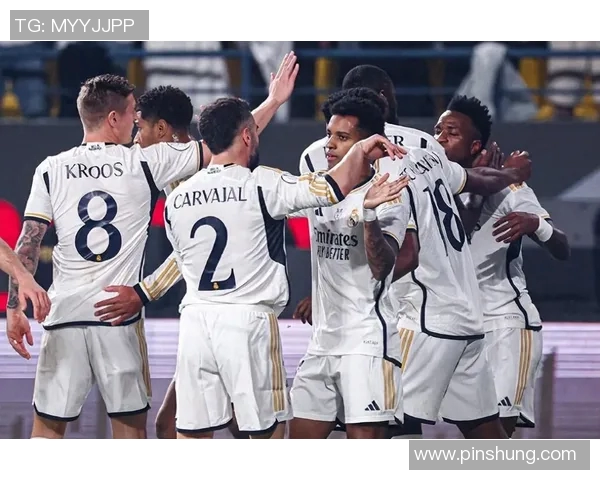 传奇足坛英雄归来 永不褪色的老球星传奇故事 传奇足坛英雄归来 永不褪色的老球星传奇故事